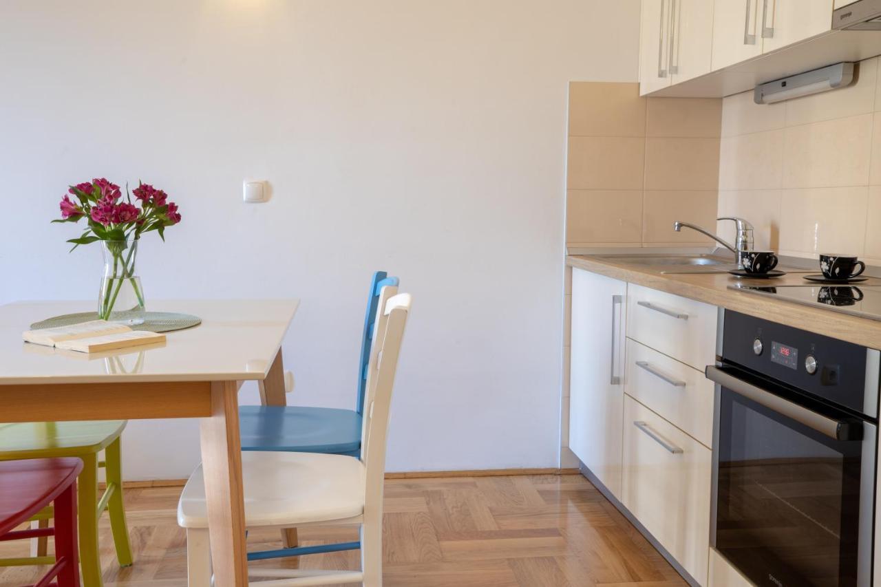 Beach Spot Apartments Макарска Екстериор снимка