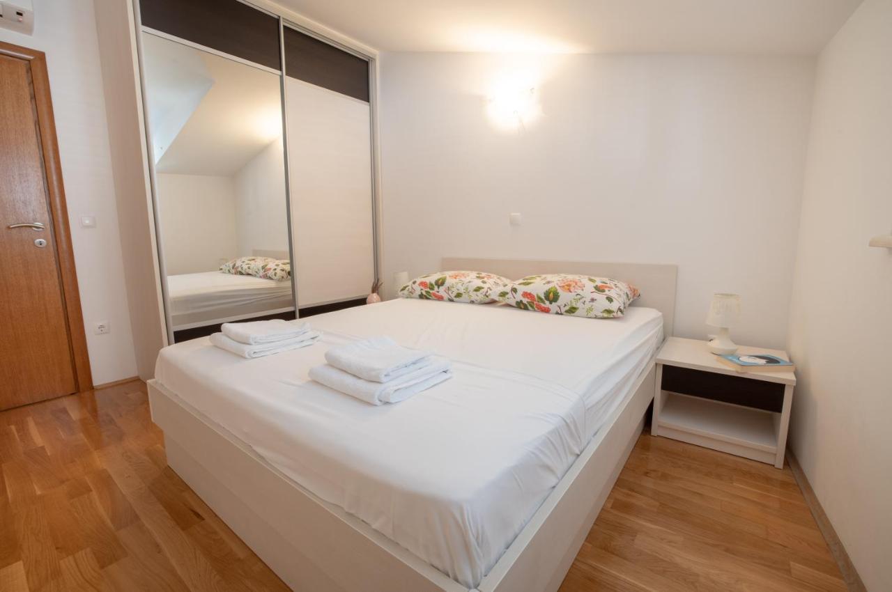 Beach Spot Apartments Макарска Екстериор снимка