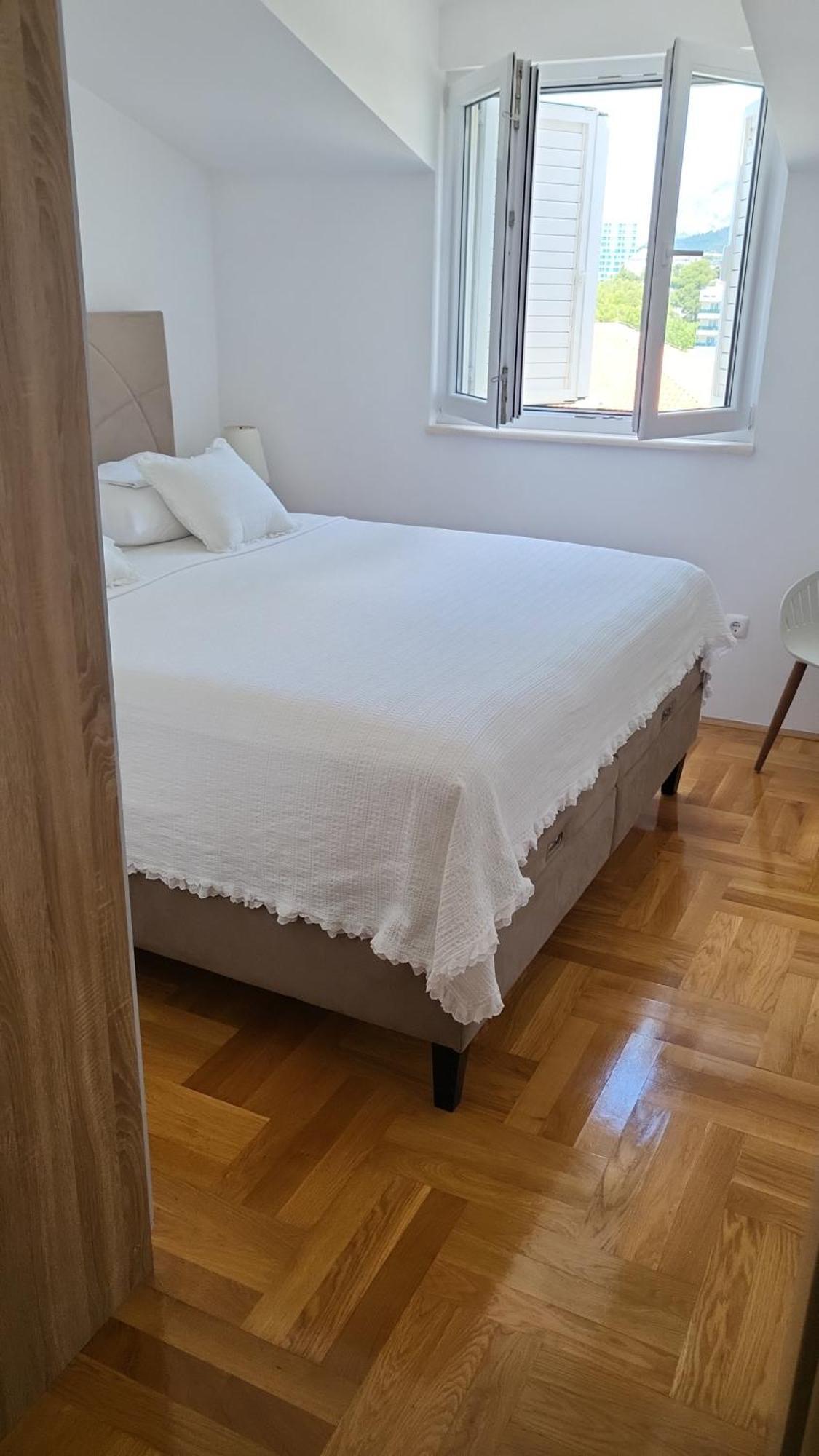 Beach Spot Apartments Макарска Екстериор снимка