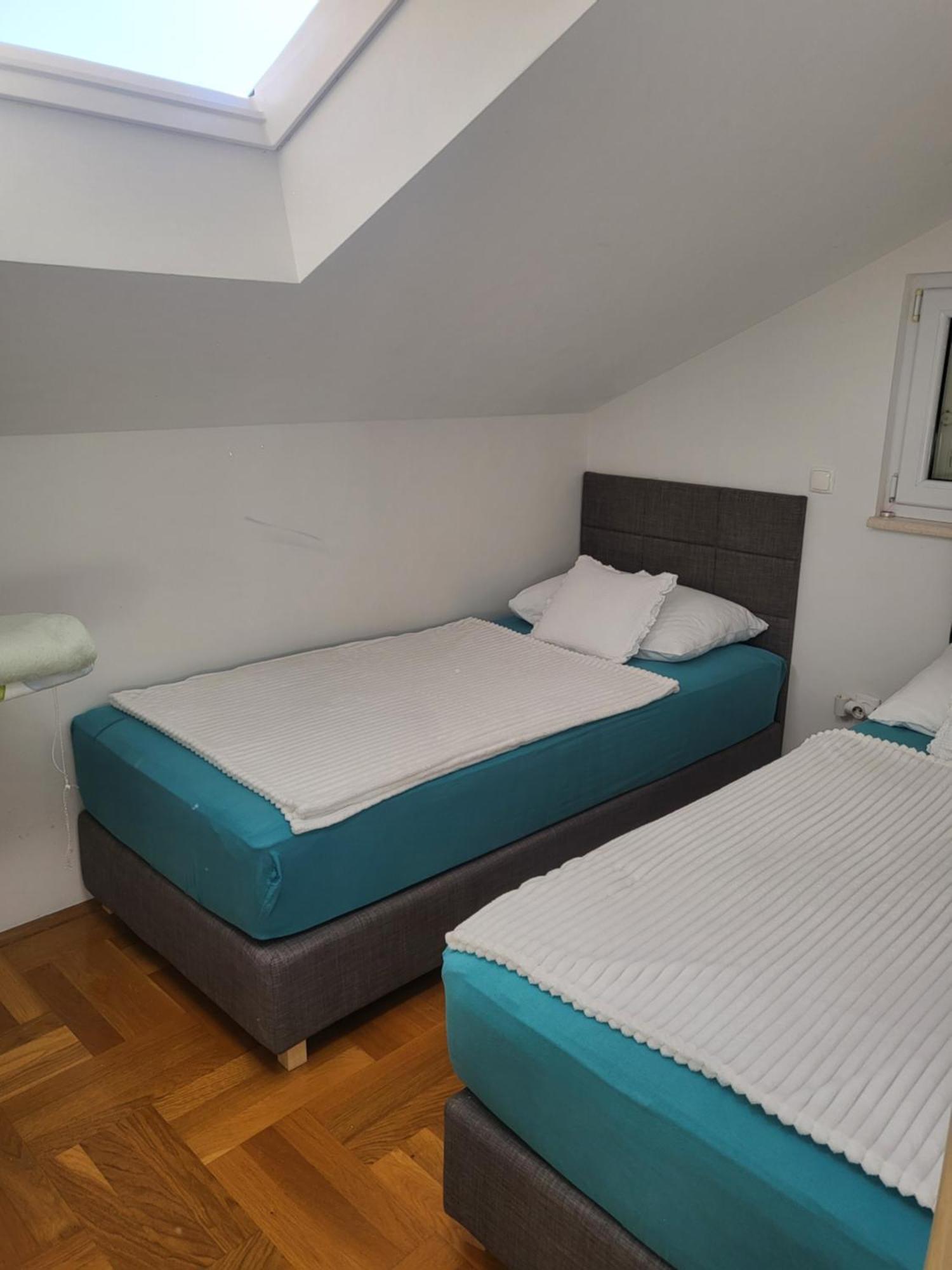 Beach Spot Apartments Макарска Стая снимка